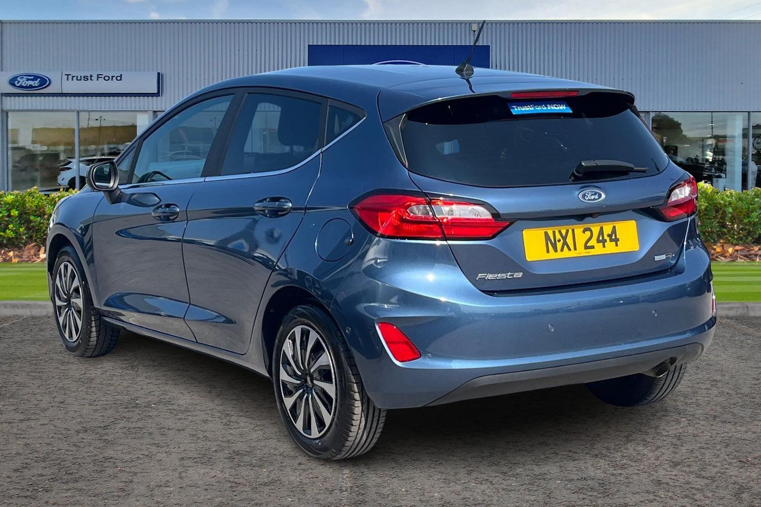 Ford FIESTA Photo 1