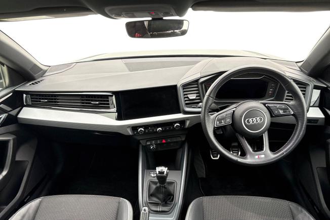 AUDI A1 Photo 10