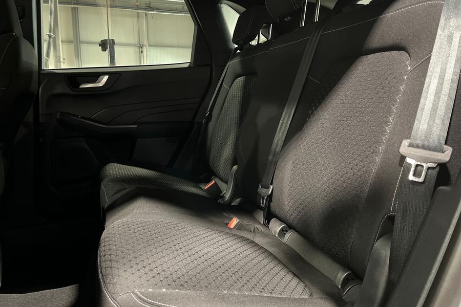 Ford Kuga Photo autoimg-0ccfab94d168a987655b08cef980473d3f71b4b4.jpg
