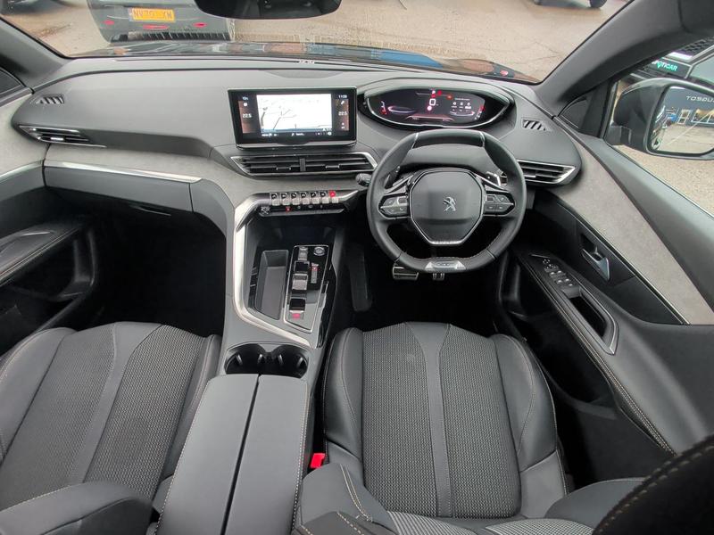 Used Peugeot 3008 VK24UEP 12