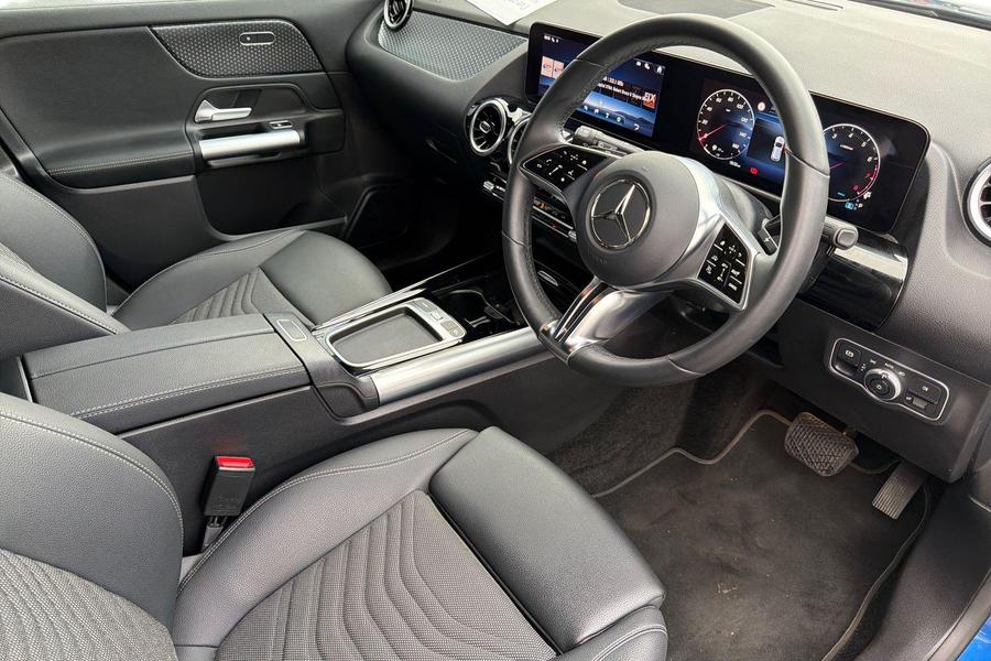 Mercedes-Benz GLA Photo autoimg-0cd81f2fcda303b708cf2799a09af27681610146.jpg