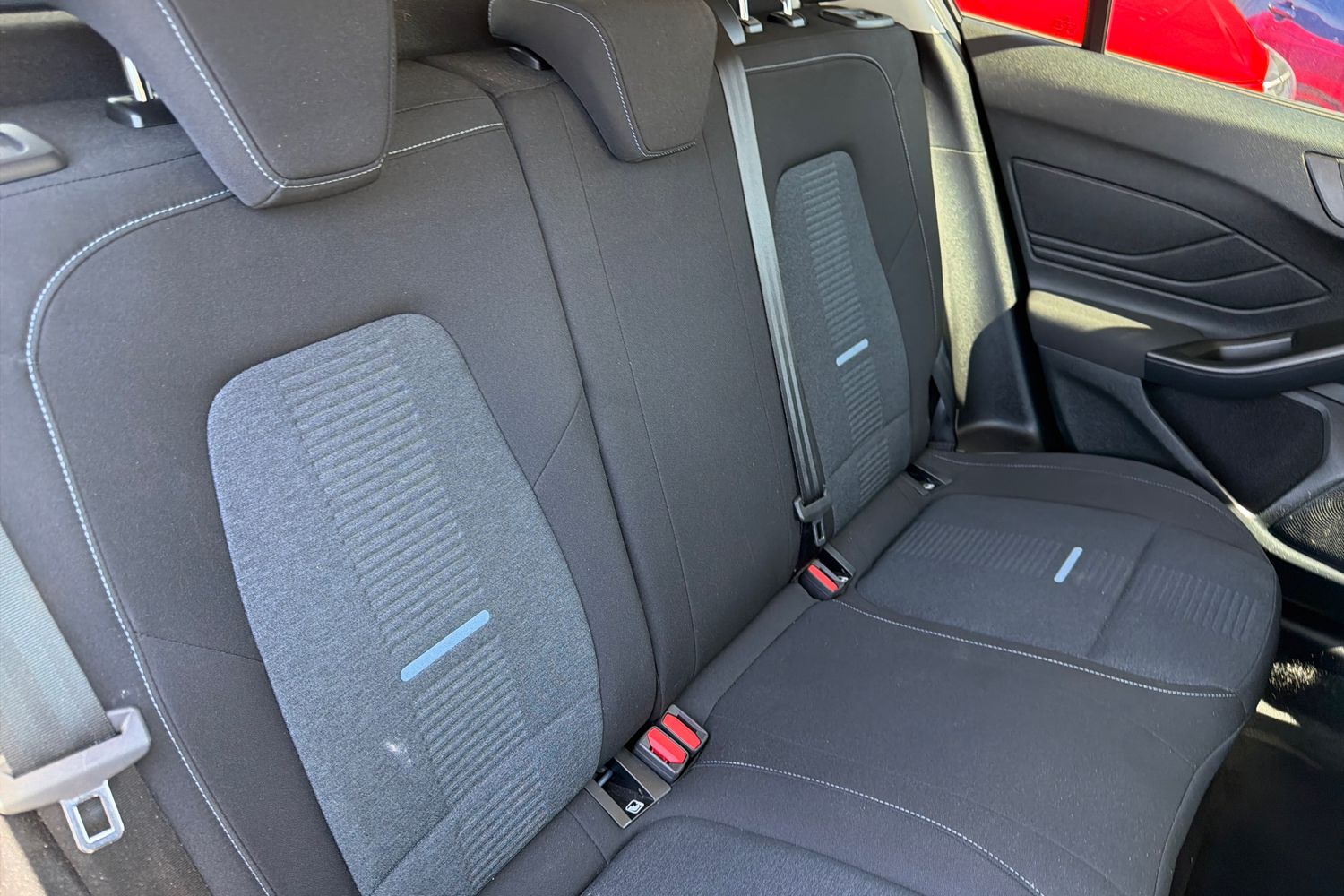 Ford FOCUS Photo 19