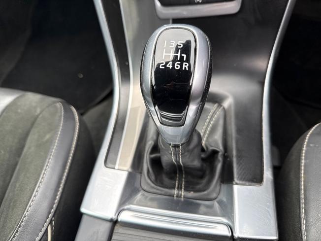 VOLVO XC60 Photo 30