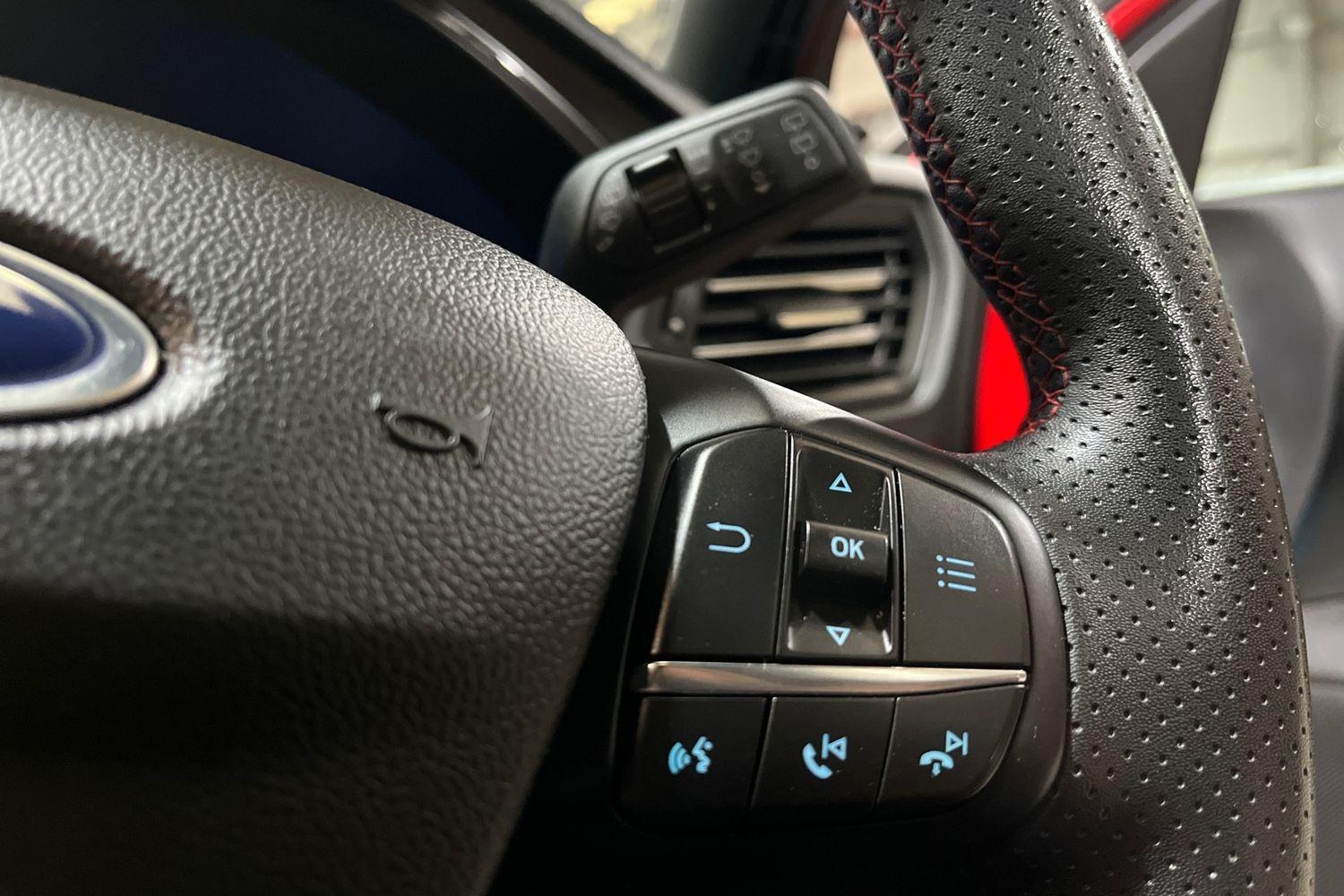 Ford FOCUS Photo 27