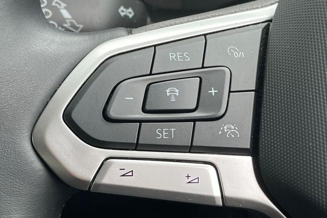 VOLKSWAGEN Polo Photo 16