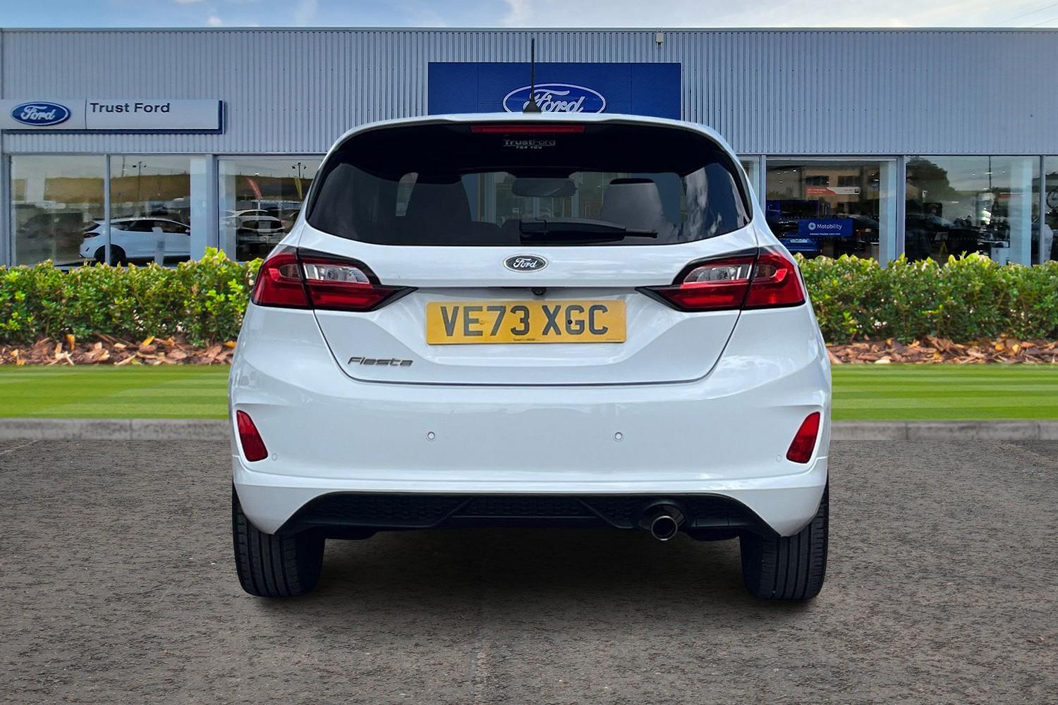 Ford FIESTA Photo 6
