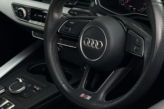 Audi A4 Avant Photo 39