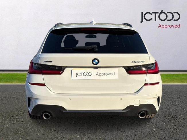 BMW 3 Series Photo 7
