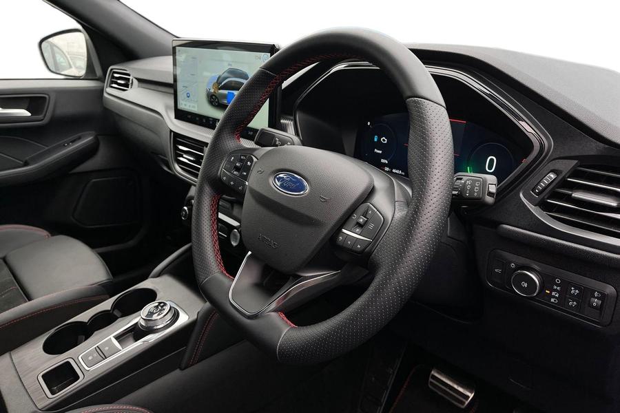 Ford KUGA Photo autoimg-0cf33bd160a0e25cc2e04f8e553bf9c4b8a8dde0.jpg