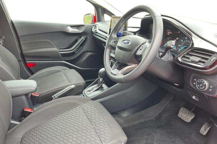 Ford FIESTA Photo autoimg-0cf3a82b82e15f309fc8da6ab79d7a3106bf8b9a.jpg