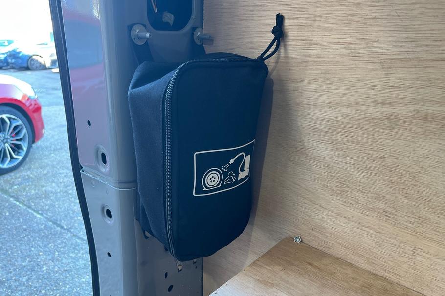 Used FORD E-TRANSIT CUSTOM WR75JFY 29