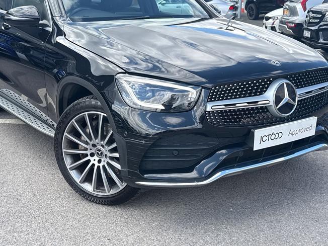 MERCEDES-BENZ GLC Photo 19