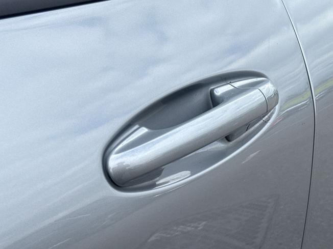 FORD Puma Photo 24