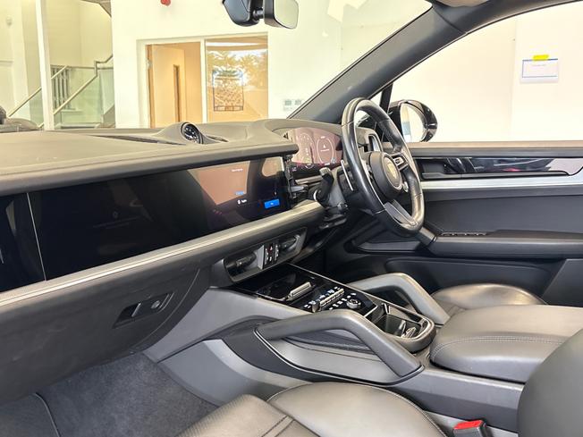 PORSCHE Cayenne Photo 13