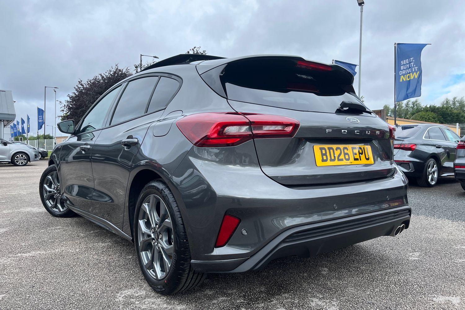 Ford Focus Photo 37