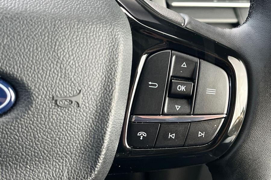 Ford TRANSIT CUSTOM Photo autoimg-0d02192ecdcc96c9ecfacfe90a6e9f2c7135a2ee.jpg