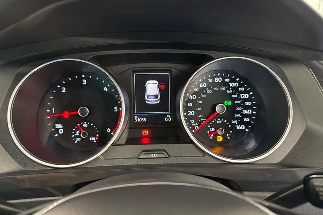 VOLKSWAGEN Tiguan Photo 15
