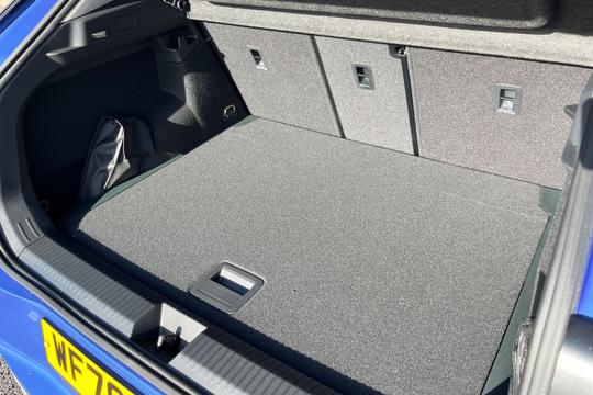 Volkswagen T-roc Photo autoimg-0d061e89603d5198f3f0621df562cea2731a8d52.jpg