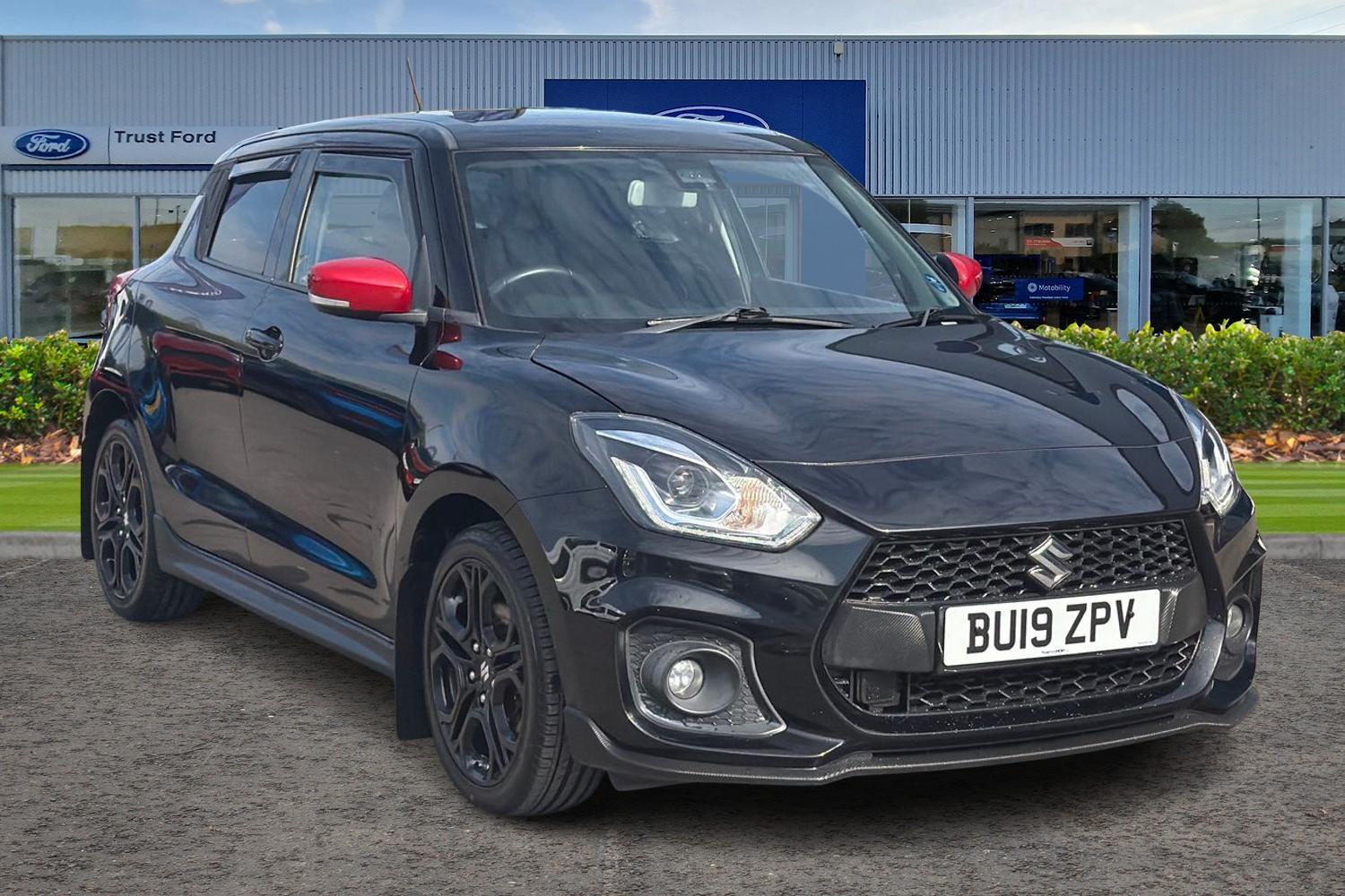 Suzuki SWIFT Photo 0