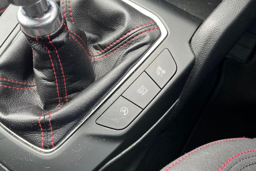 Ford FOCUS Photo autoimg-0d07e282f59e157948ba779e68367eefdd512184.jpg