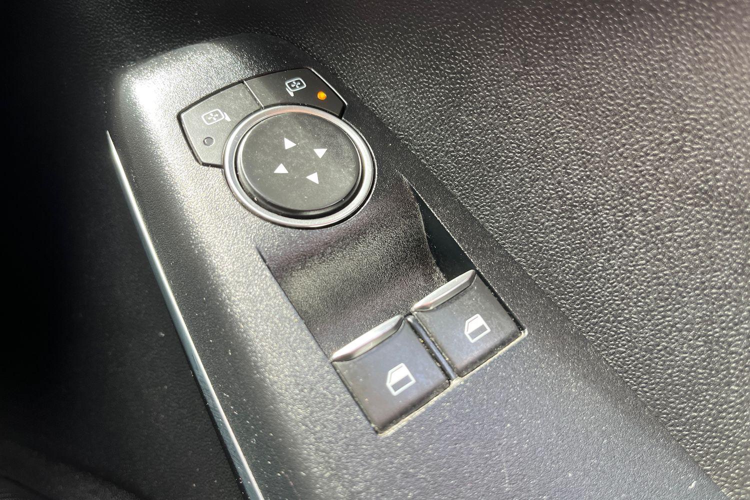 Ford Fiesta Photo 15