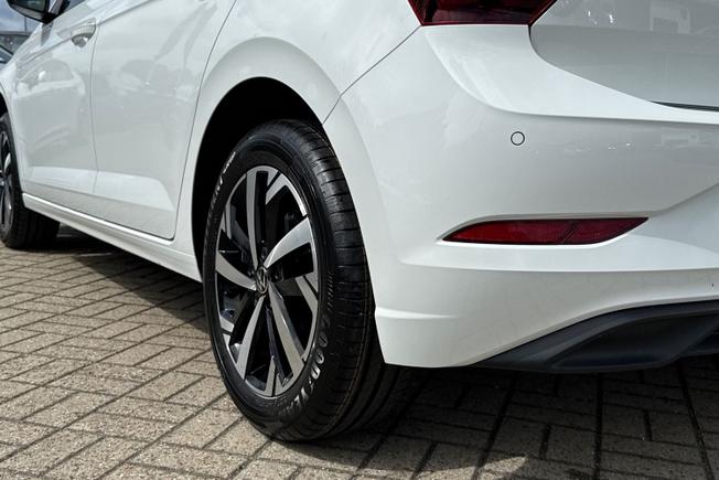 VOLKSWAGEN Polo Photo 40