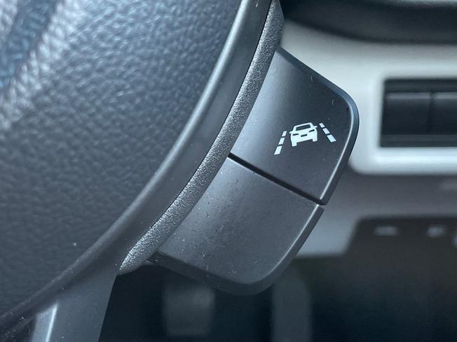 SUZUKI Swift Photo 38