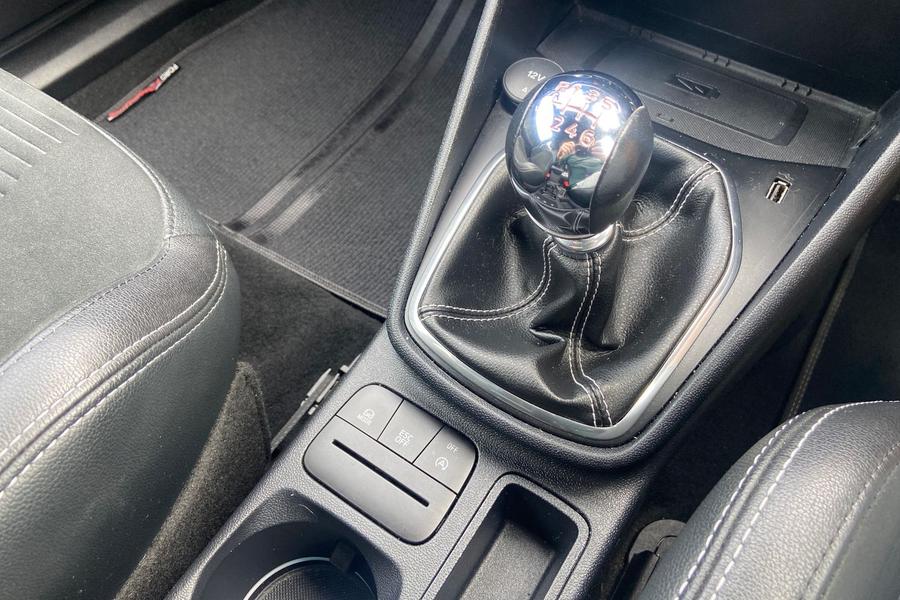 Ford FIESTA Photo autoimg-0d1300a0fa0dfe6cdbb6342f0e92081dbd3964c3.jpg