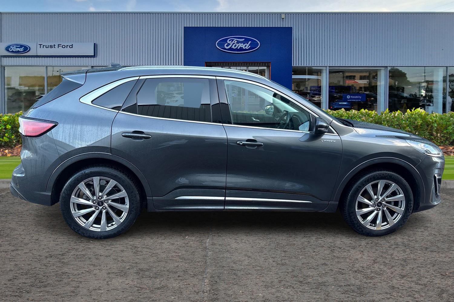 Ford KUGA Photo 2