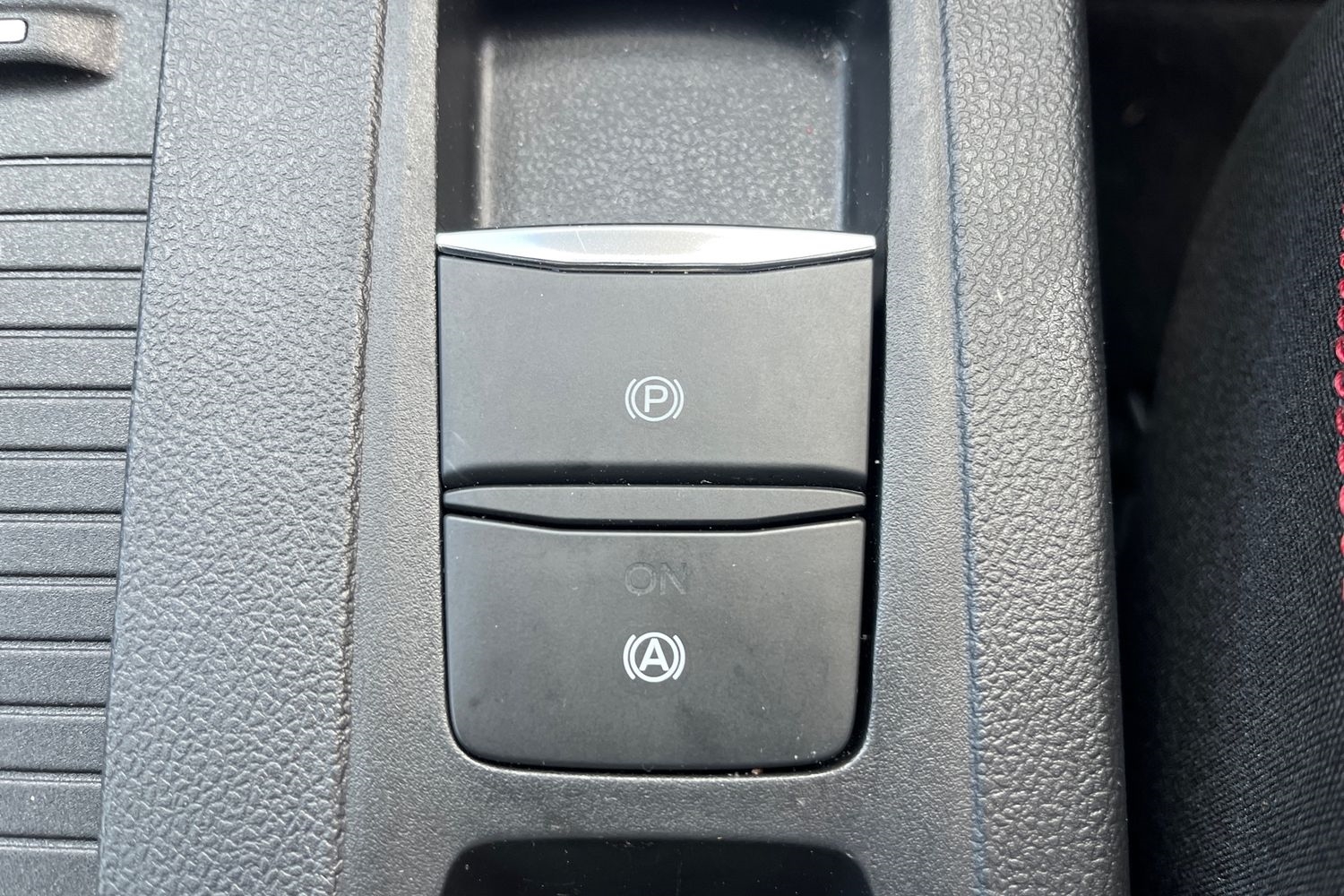 Ford Focus Photo 35