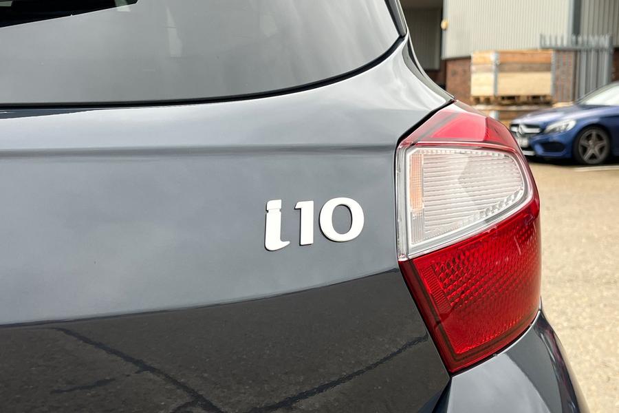 Hyundai i10 Photo autoimg-0d1b83af361af34e0433c8aa1b83cf8fb2da41f1.jpg