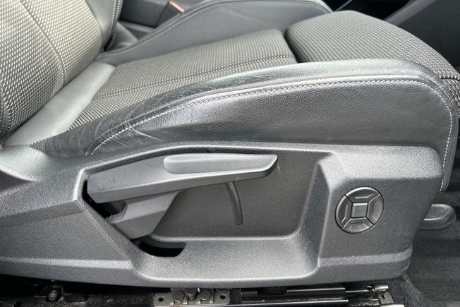 Audi Q4 E-Tron Photo 36