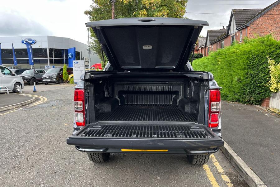 Ford RANGER Photo autoimg-0d1d1f8876cee8512273d6c81be9cc9b9b8036bd.jpg
