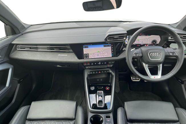 AUDI S3 Photo 10