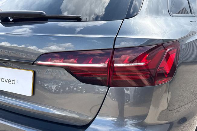 Audi A4 Avant Photo 18