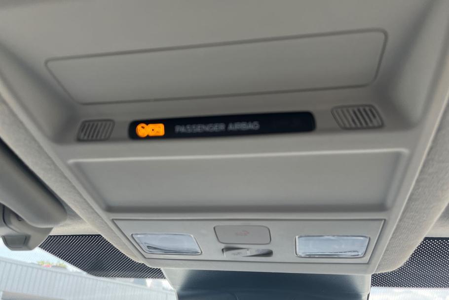 Used Ford TRANSIT CUSTOM YM75CAE 37