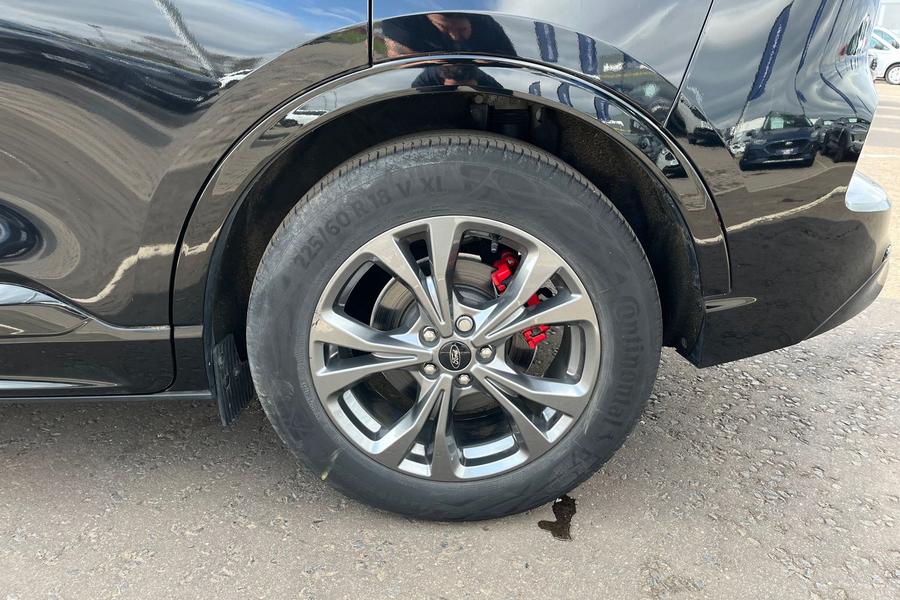 Ford Kuga Photo autoimg-0d22c797aab3c841a0b4d782f241bca34734db5e.jpg