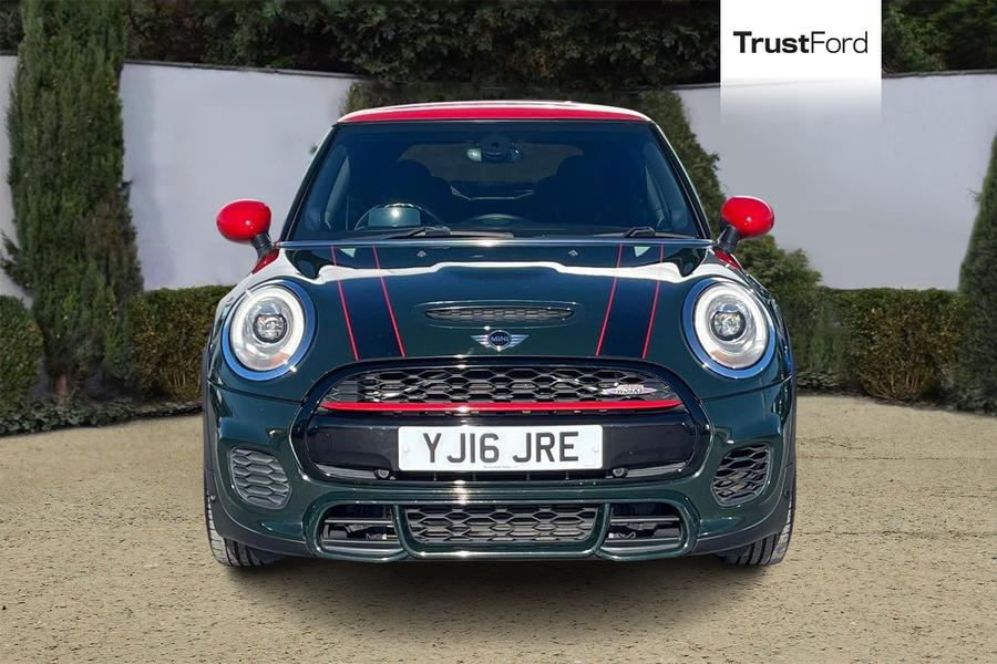 MINI HATCHBACK Photo autoimg-0d23094625370404116ad3ab4ad3468ebc13d2a7.jpg