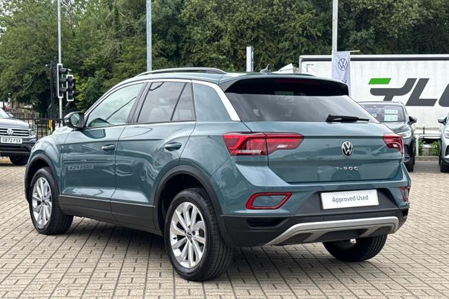 Volkswagen T-Roc Photo 42