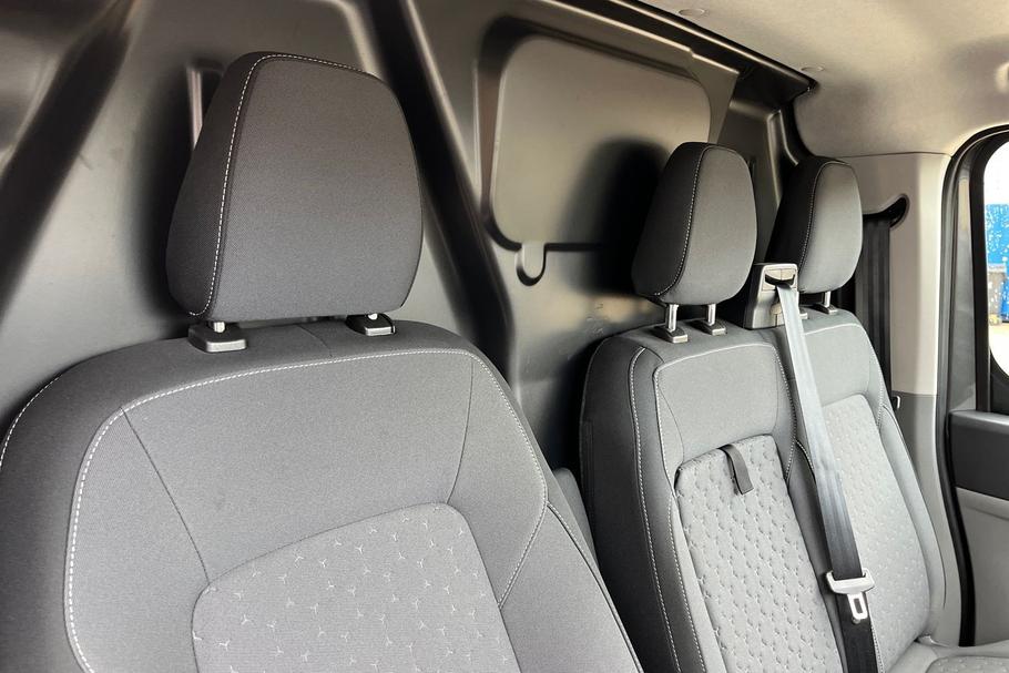 Used FORD TRANSIT CUSTOM WN75GKU 32