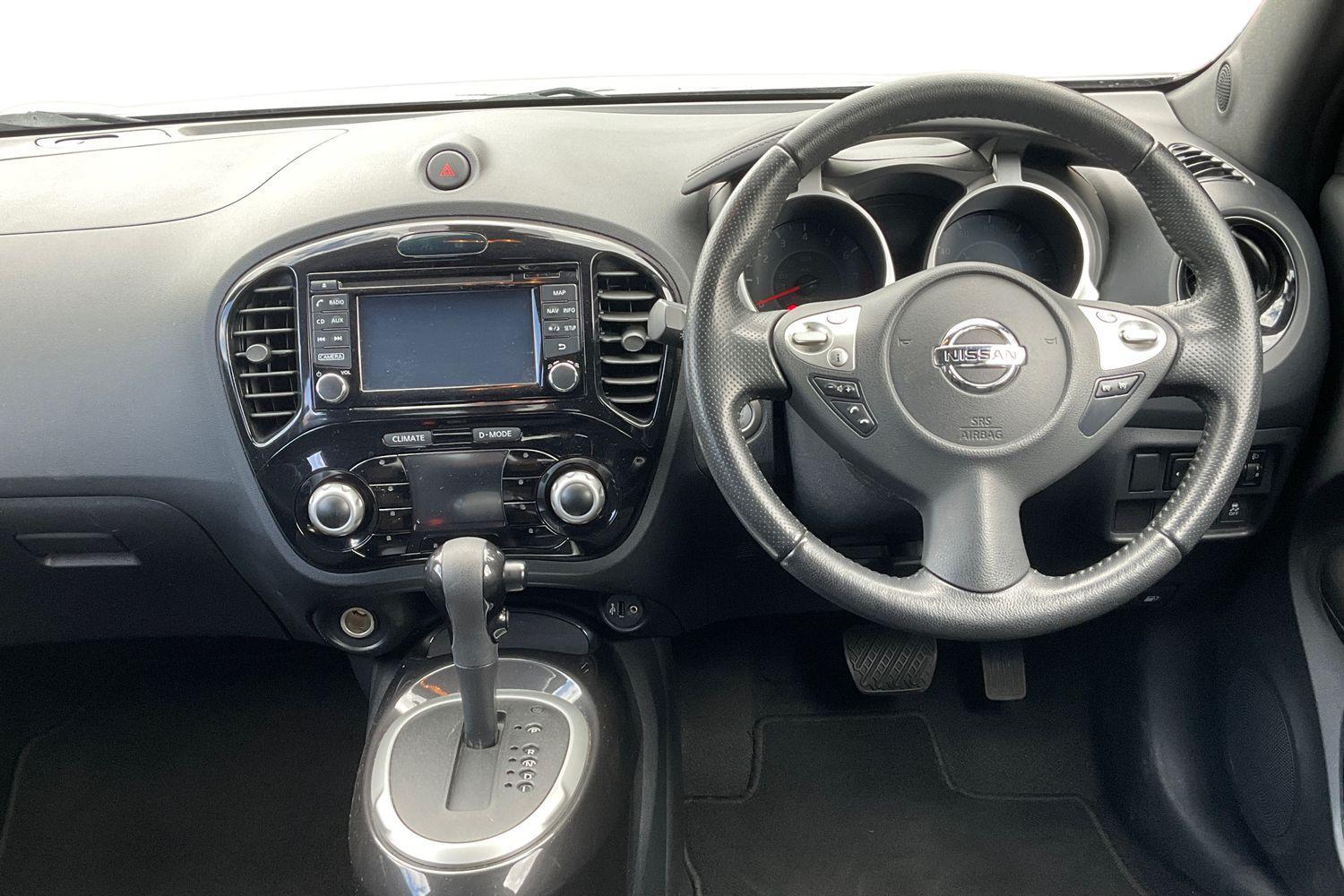 Nissan JUKE Photo 10