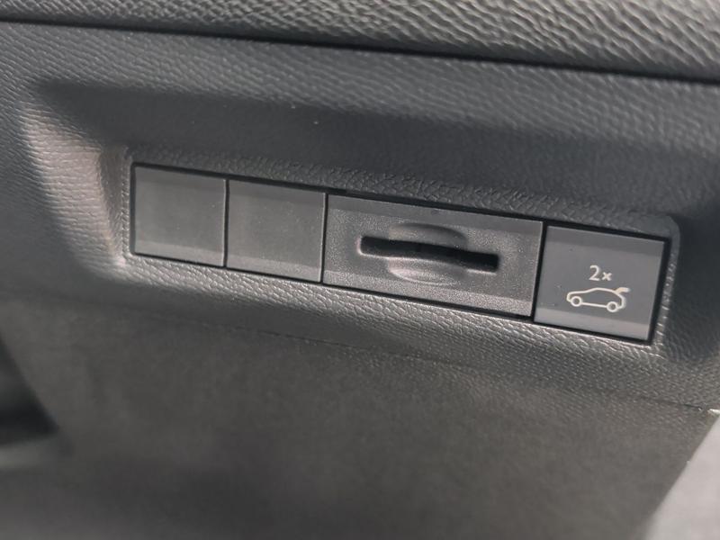 Used Peugeot 408 KM25UZF 39