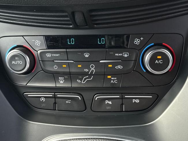 FORD Kuga Photo 47