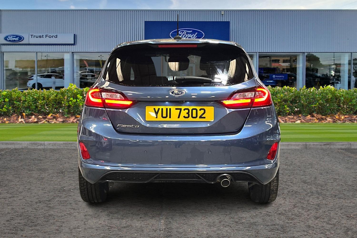 Ford FIESTA Photo 6
