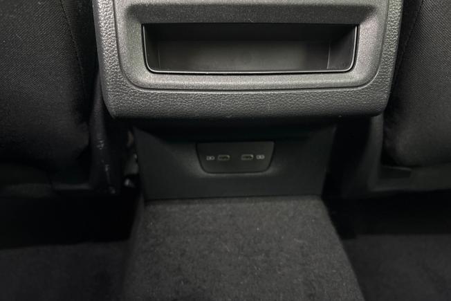 VOLKSWAGEN GOLF Photo 25