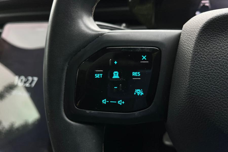 Ford Explorer Photo autoimg-0d320154fe0aab1fe791ad7c467788acc00cdd43.jpg