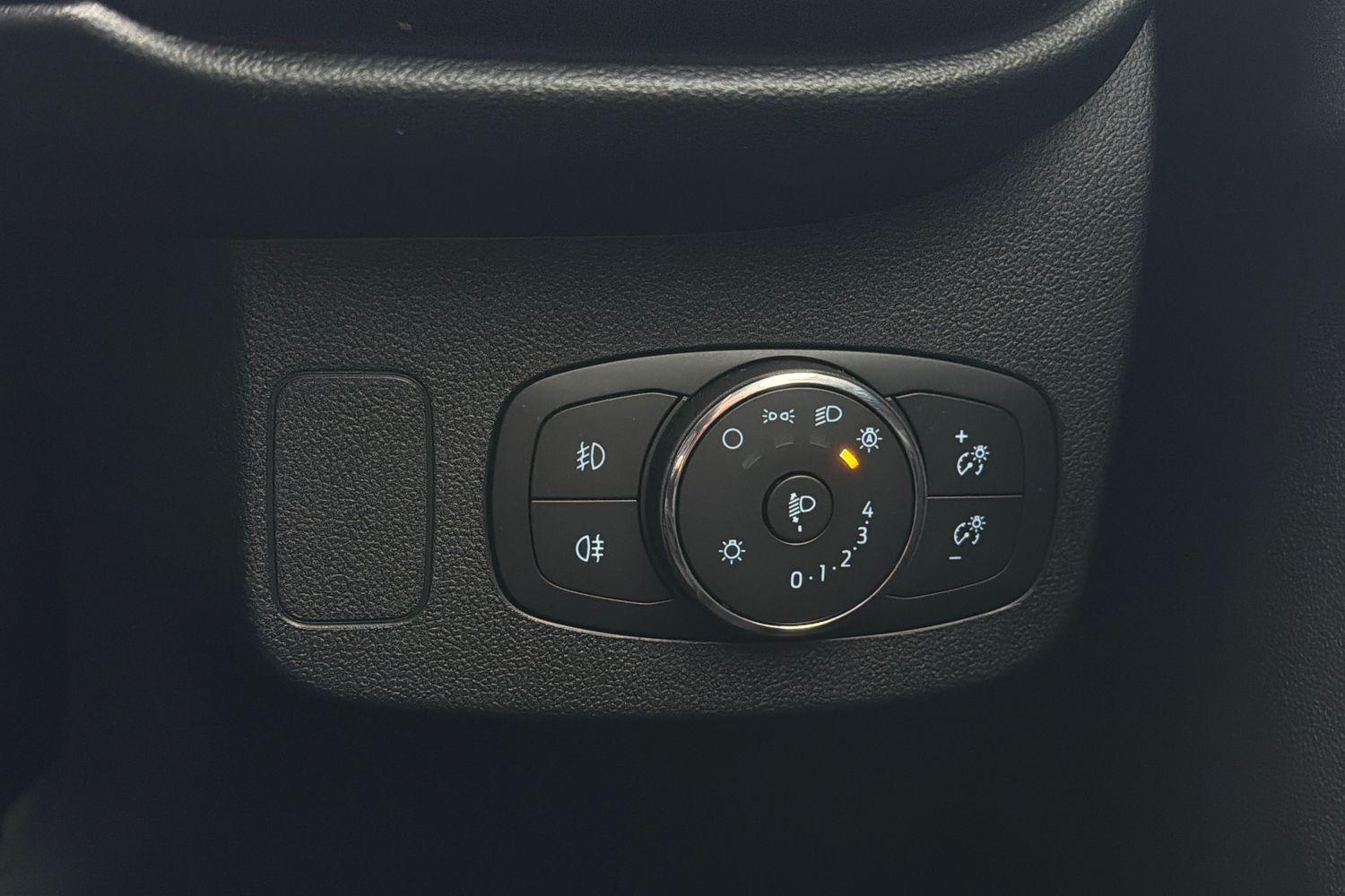 Ford PUMA Photo 39