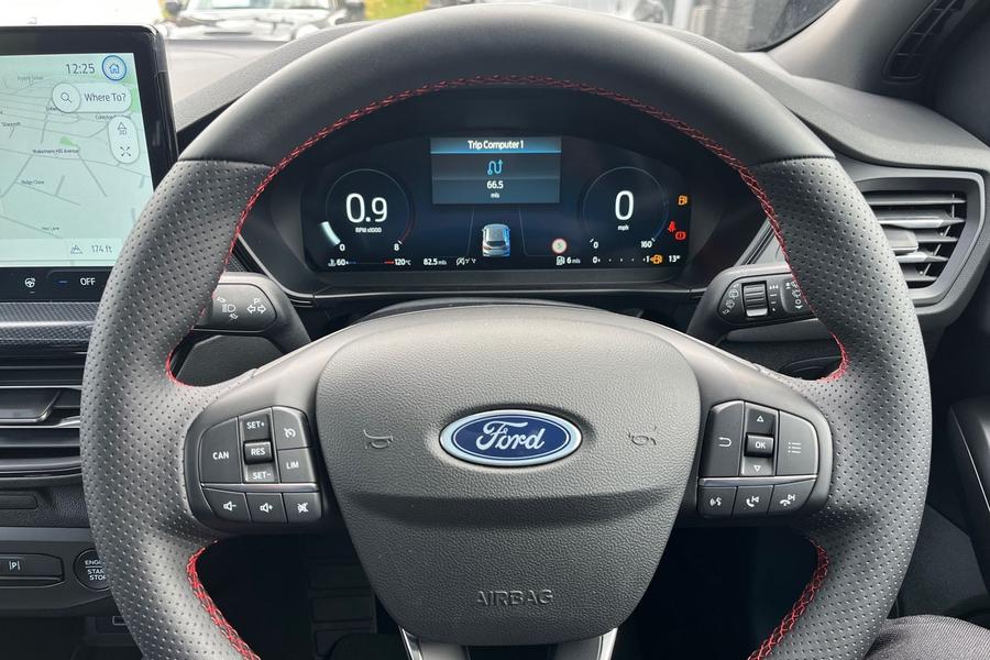Ford FOCUS Photo autoimg-0d38e1536ed69ff16665a7b2f21bc3ae91f76a4b.jpg