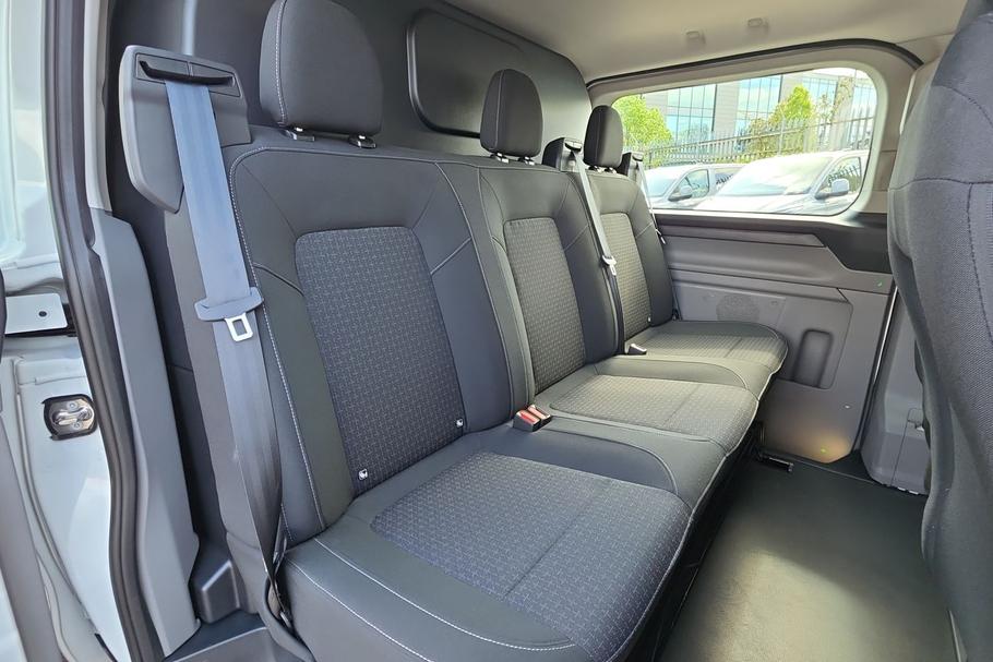 Used Ford TRANSIT CUSTOM EA75HGM 26