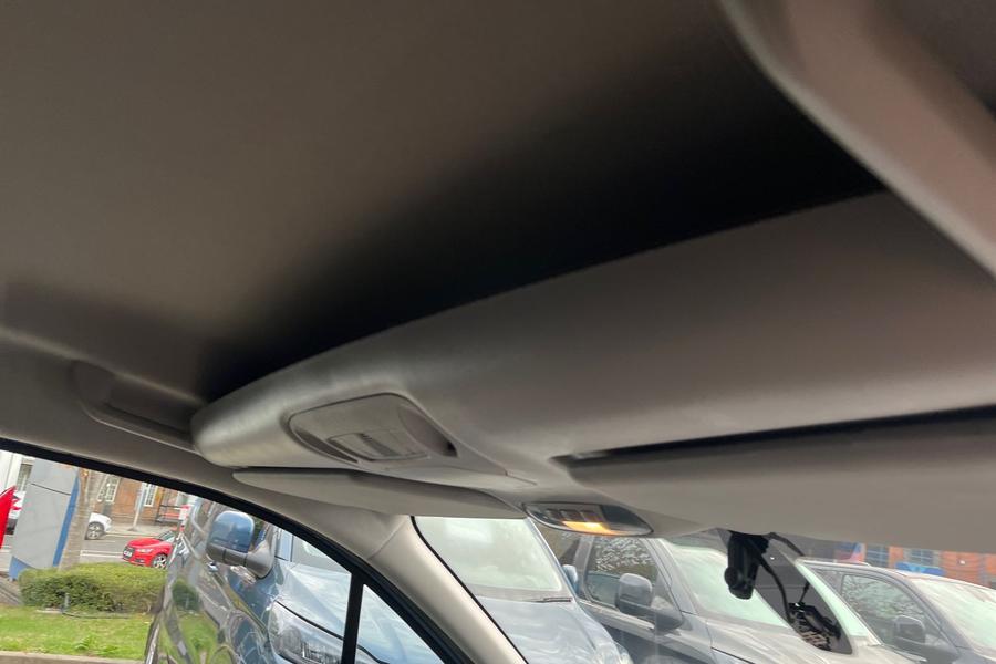Ford TRANSIT CONNECT Photo autoimg-0d3a5f3b98efe6b22dfac69128cf94e970e3c864.jpg